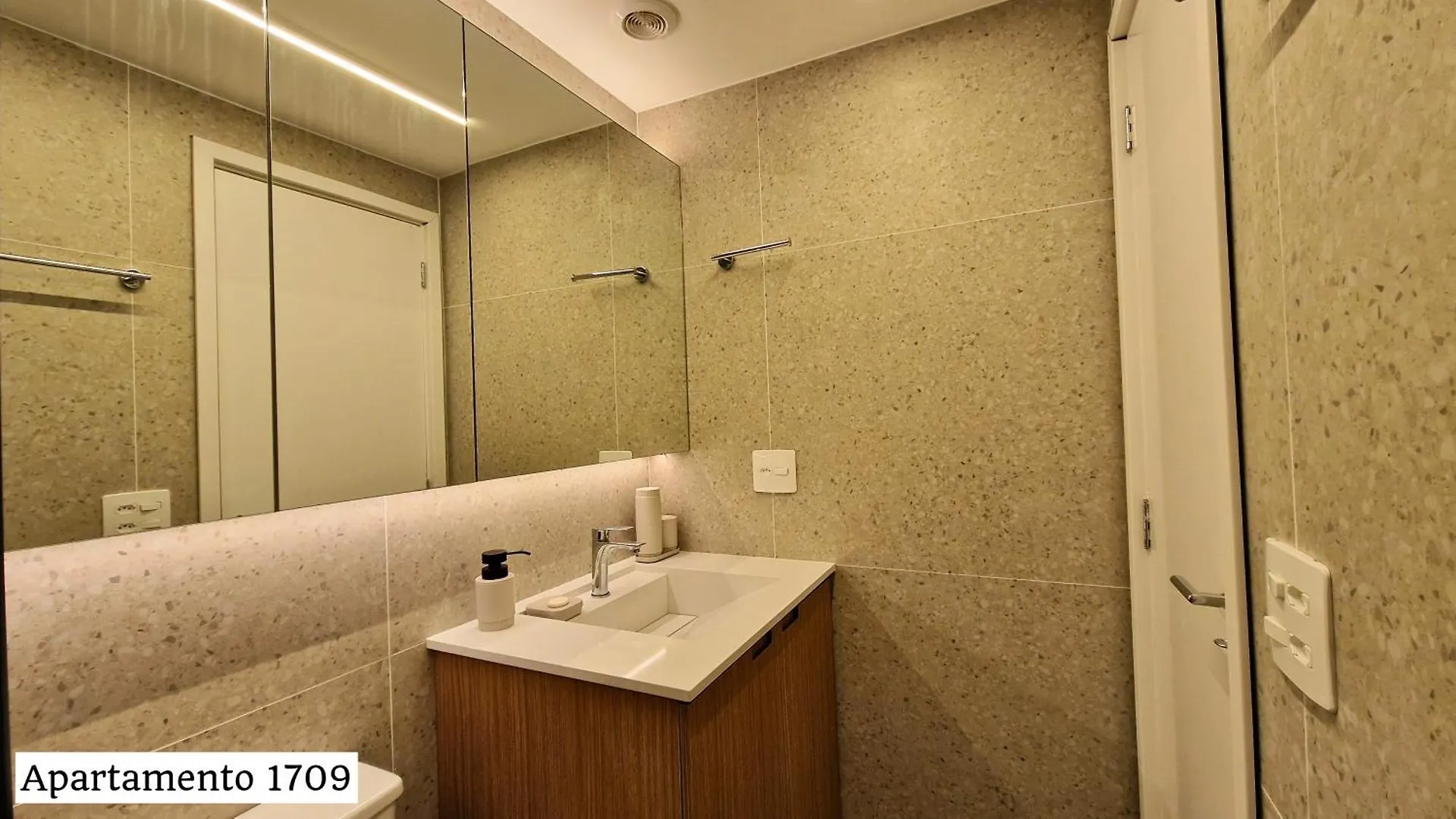 Booksampa Condominio Nexone Faria Lima Moderno A 2 Min Do Metro São Paulo 0*,